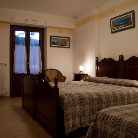 Ξενοδοχείο Lh Il Paradiso 3*